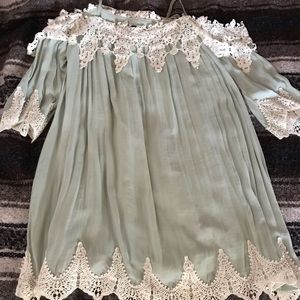 Forever 21 Off the Shoulders Dress